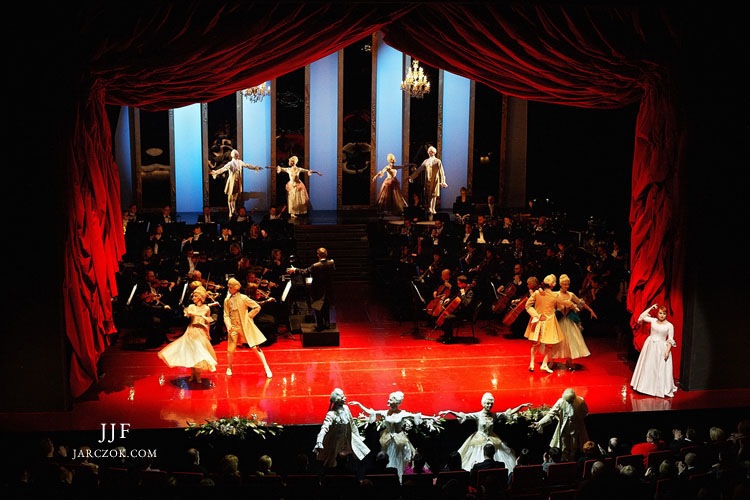 Ostatki ze Straussem - zakończenie karnawału 2013 w Operze Krakowskiej.