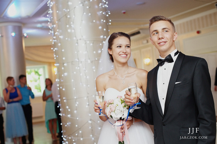 Fotografie z przyjęcia weselnego w bielskim Hotelu Na Błoniach.